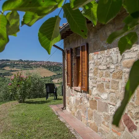 Alojamento de Turismo Rural Palazzo Bandino - Wine Cellar, On Reservation Restaurant And Chianciano Terme